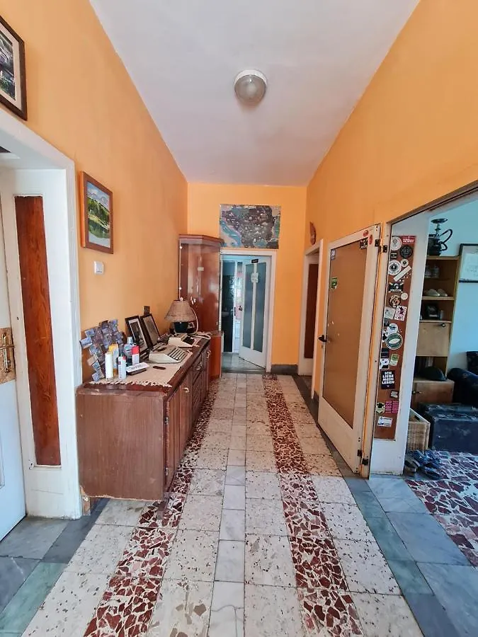 Milingona City Center Hostel Tirana 0*,  Albanien