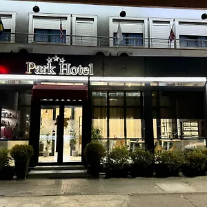 Otel Park Tirana, Yzberishti