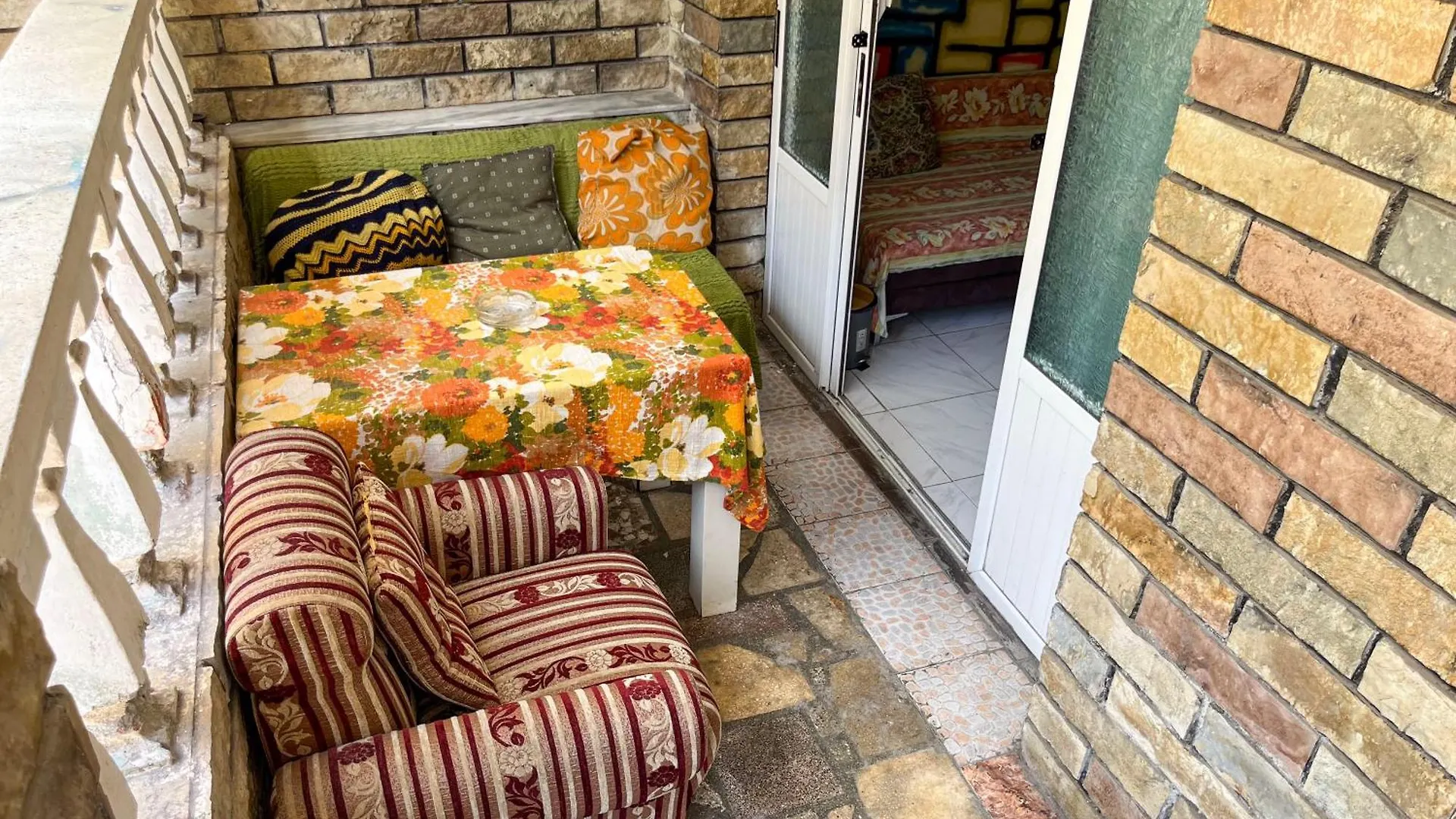 Milingona City Center Hostel Tirana